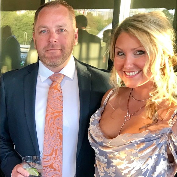 Meet your Posher, Stephanie - Picture 2 of 12